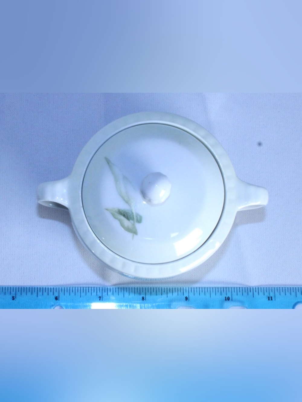 ANTIQUE White Porcelain Covered Sugar Bowl with Calla Lily GERMANY - Picture 5 of 8